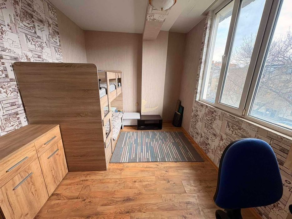 Тристаен апартамент