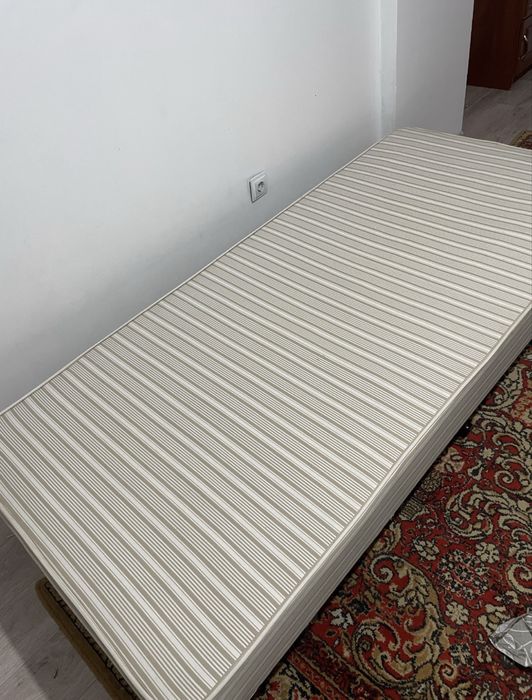 Кровать односпальная