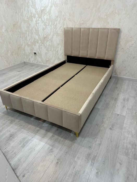 Кровать 90/200 с матрасом 65.000