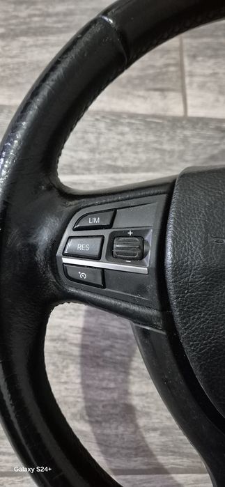 Vând volan piele bmw