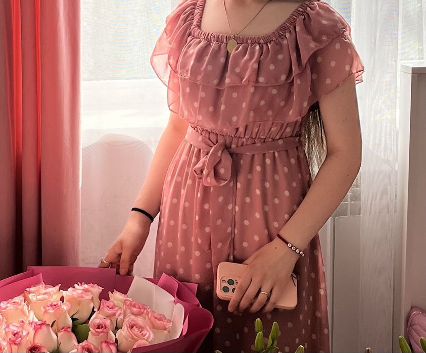 Платье в горошек