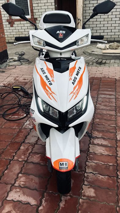 Скутер м8 ABS 150 куб