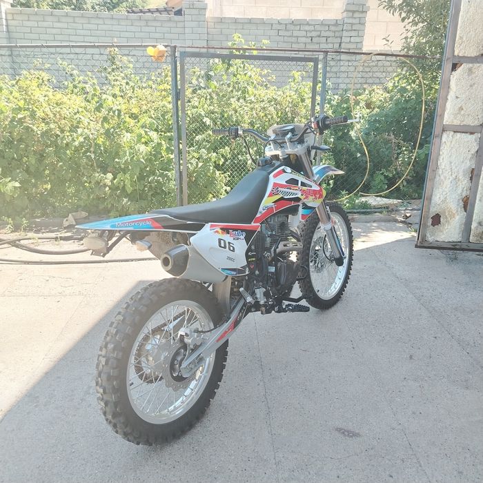 Эндуро 06 250 кубов