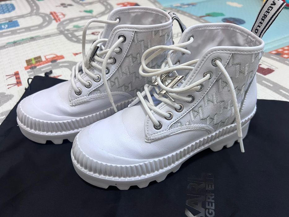 Дамски боти Karl Lagerfeld,