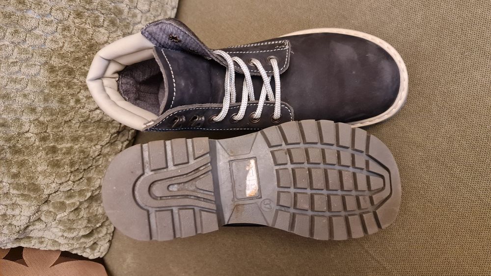 Ghete/bocanci de piele intoarsa/suede - unisex