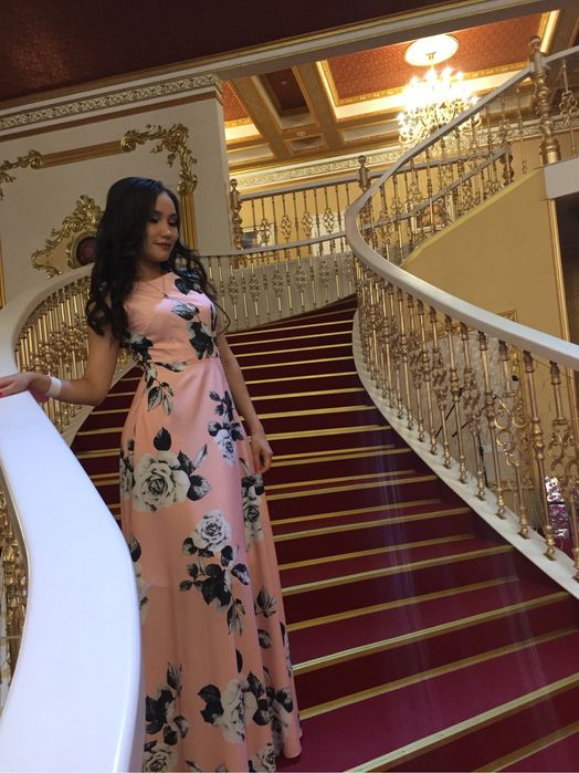 Платье длинное розовое