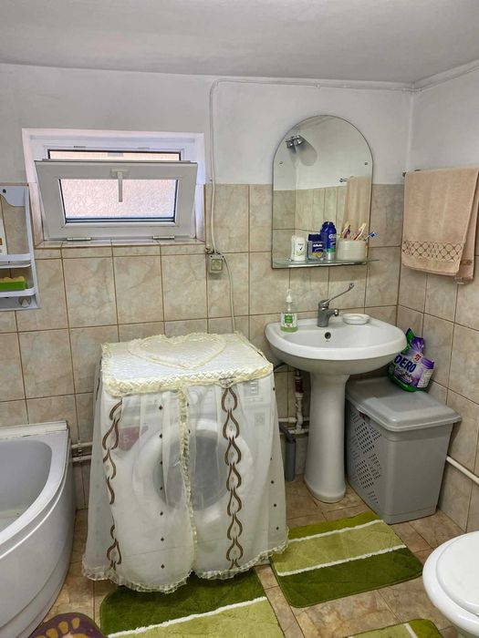 Casa de vanzare- Cobadin- Jud. Constanta- Teren 2200 mp