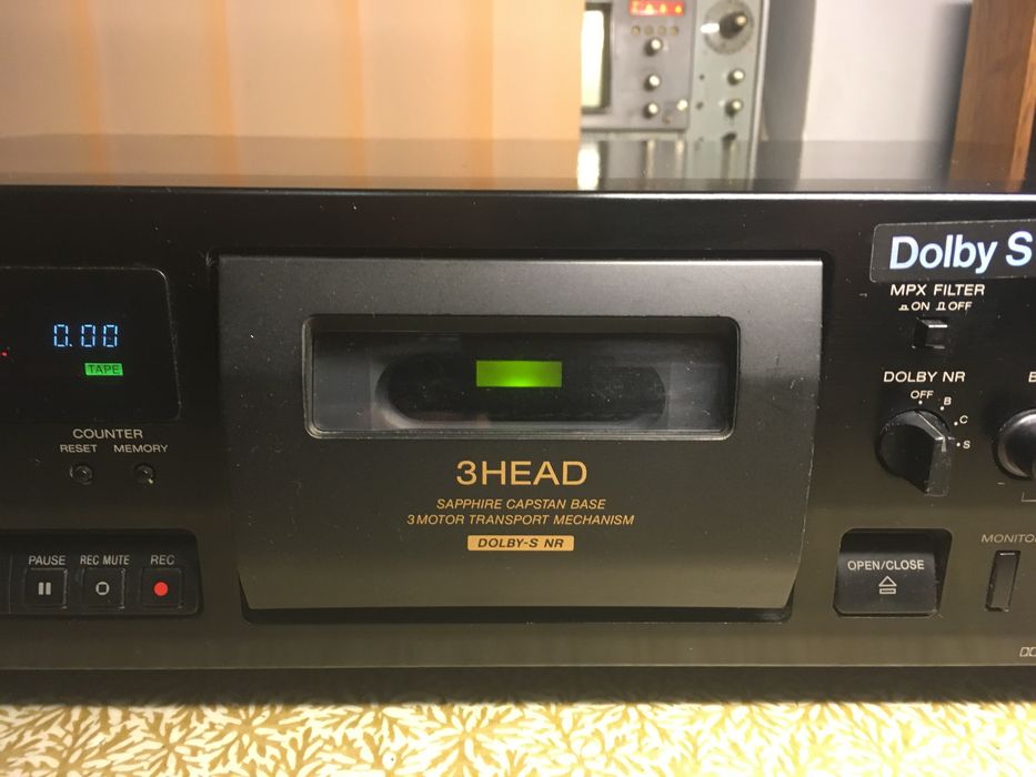 Кассетная дека Sony tc-k715s
