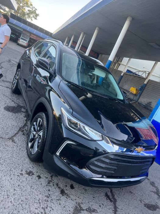 Treker 2 premier Qora qangda