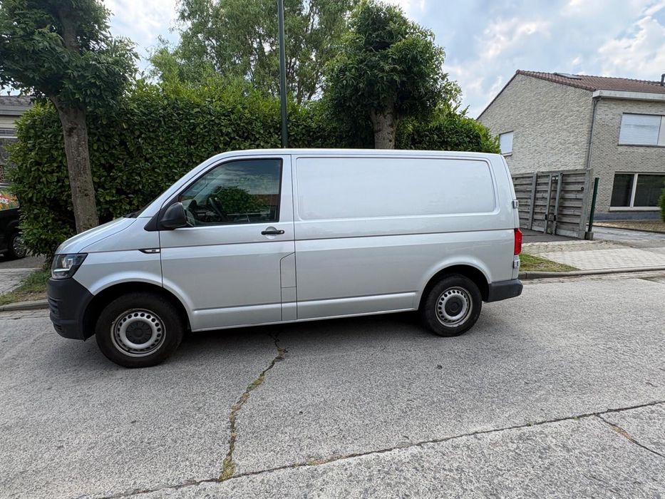 Volkswagen transporter  11000€