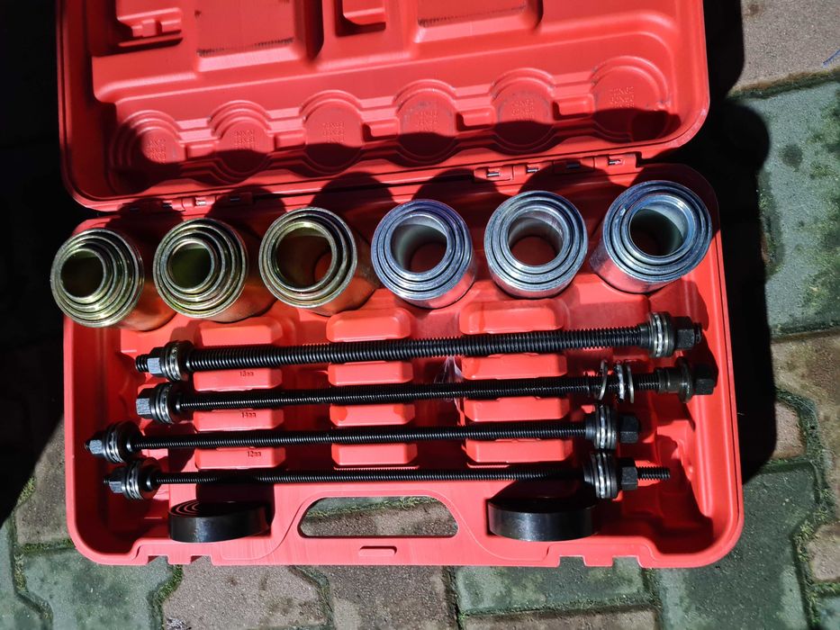 Trusa extra bucsi capete de bara, rulmenti