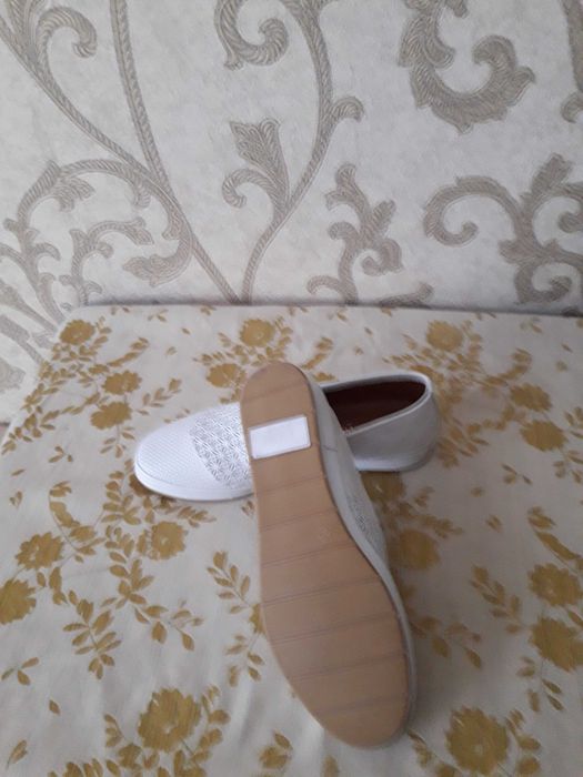 Продам  обувь (Турция) размер 36.