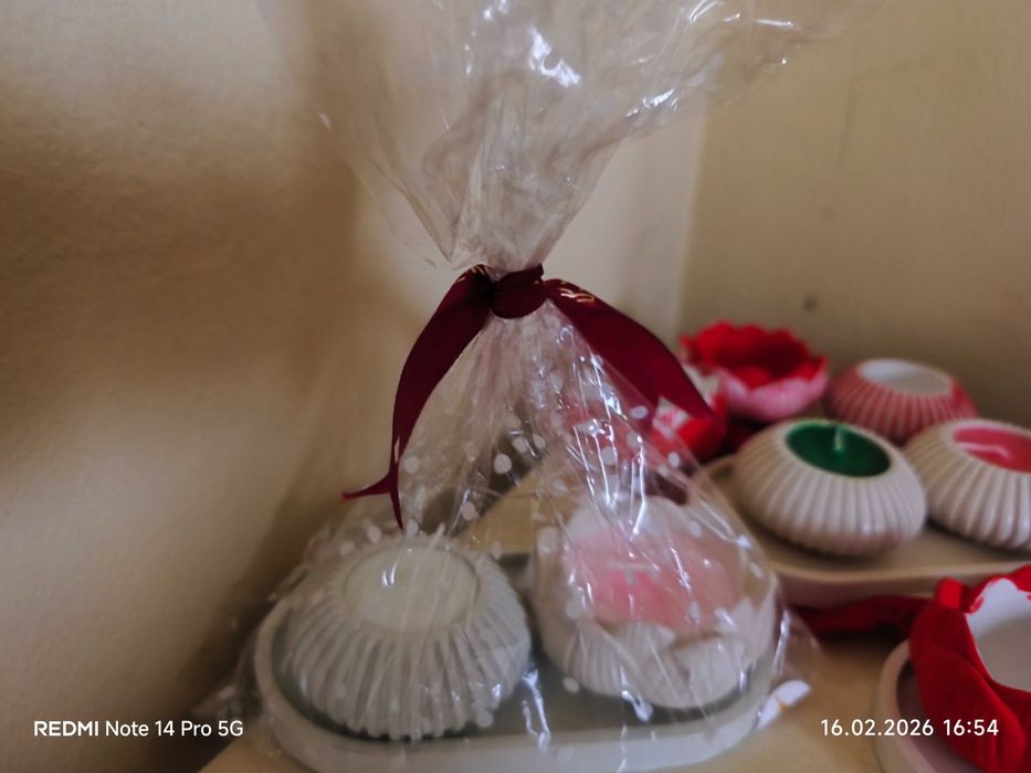 Set decorativ handmade lumânări + vază roșu alb