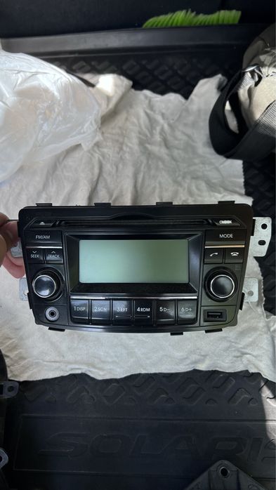 Магнитофон Hyundai accent 2013 родной