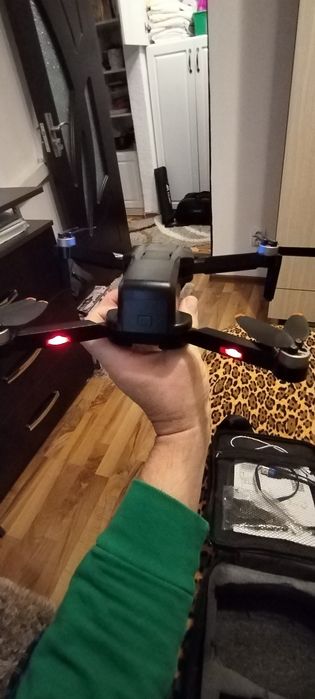 Dronă pliabilă S135 Pro cu cameră 8K
-8 %
transport gratuit
Dronă plia