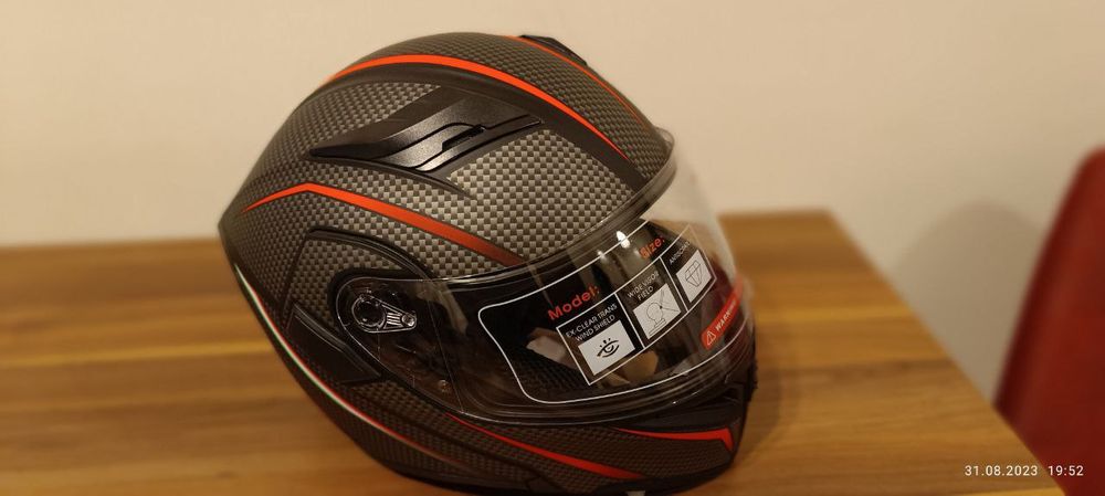 Каска мото оригинал