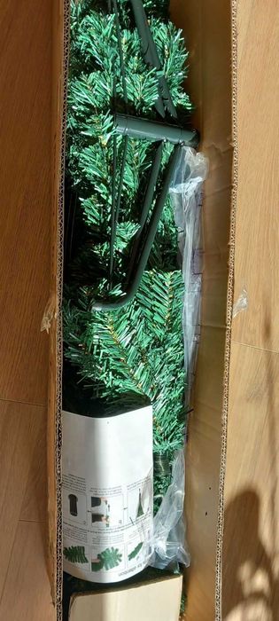 Коледна изкуствена елха 180 см . Нова