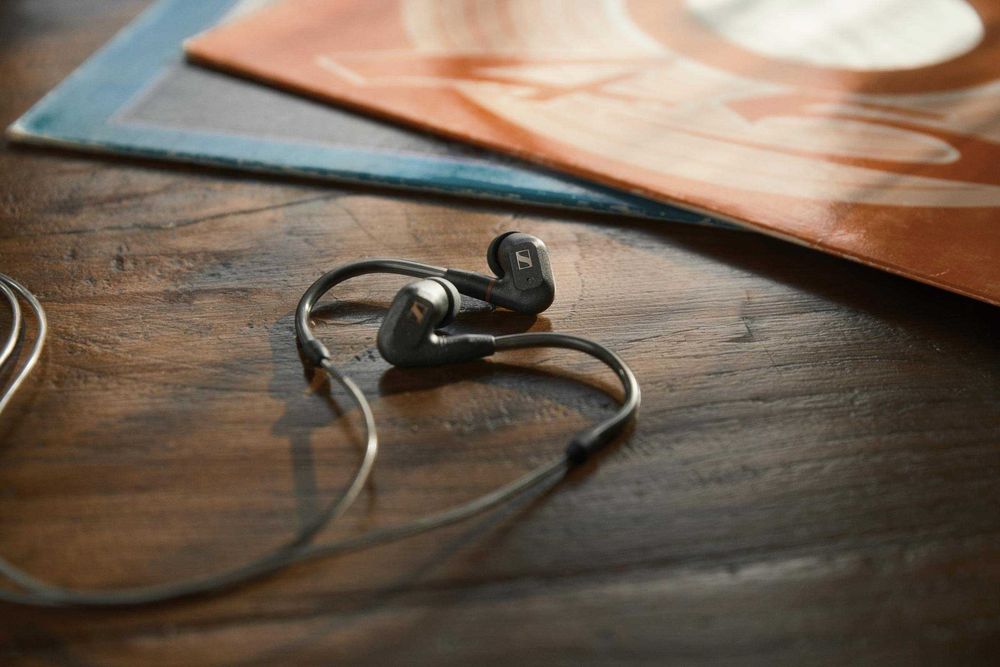 Аудиофилски слушалки Sennheiser IE 300 - High-End (2г. Гаранция)