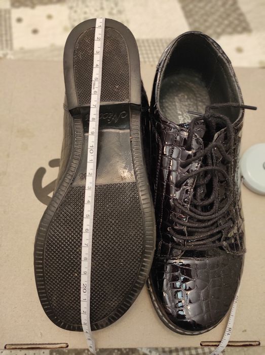 Pantofi de lac, piele, 36 Nicolis