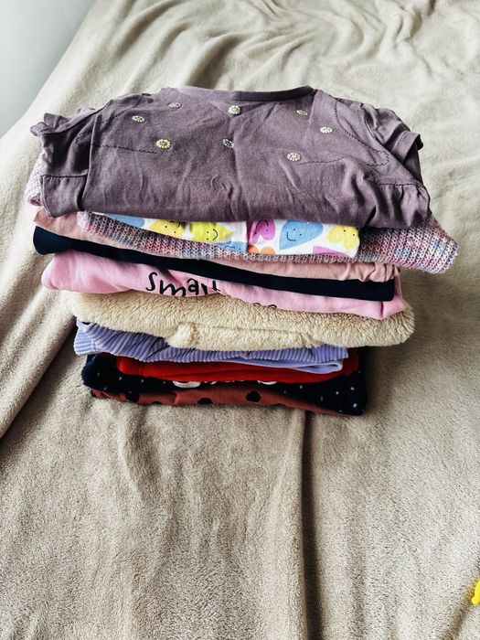 Vand lot haine fetita marimea 116