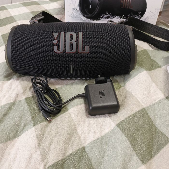 Колонка JBL оригинал