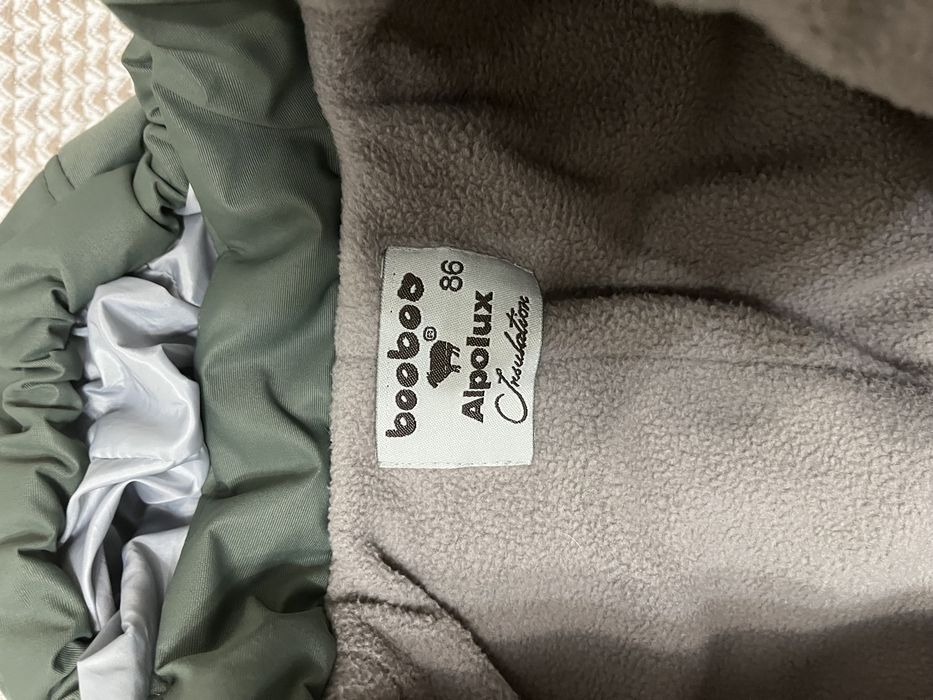 Продам детский зимний комбинезон