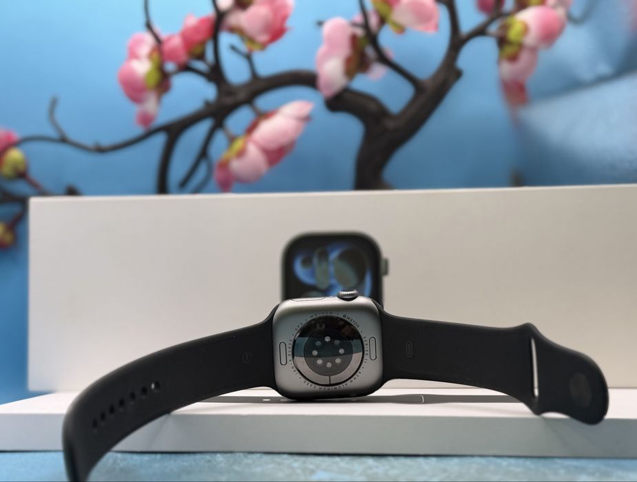 ГАРАНЦИОНЕН!!! Apple Watch 11 GPS, Корпус Space Grey Aluminium 42mm