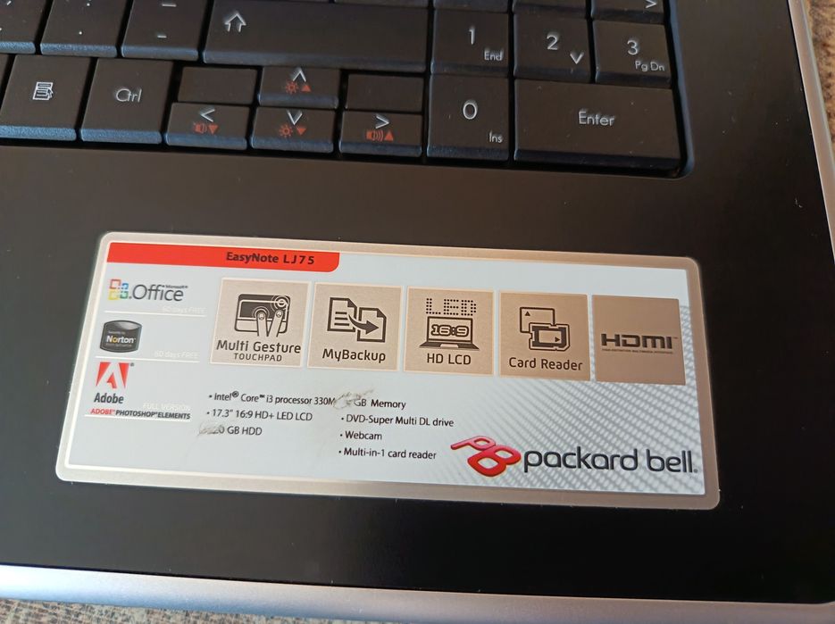 Лаптоп Packard bell