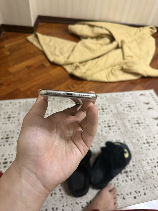 Iphone X в идеальном состоянии