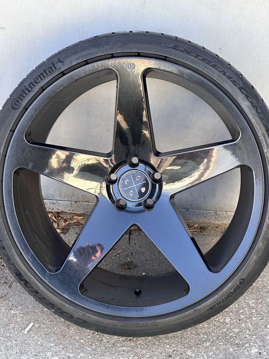 Гуми с джанти 285/30/22