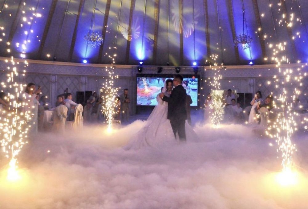 Әдемі жалаңаш қыз секс видео