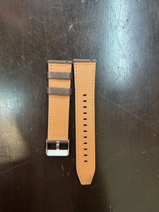 Продам коричневый ремешок для часов
