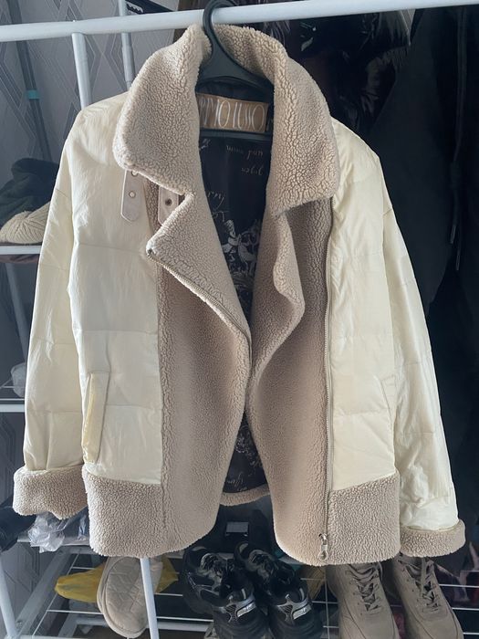 Продам куртку коротенкую