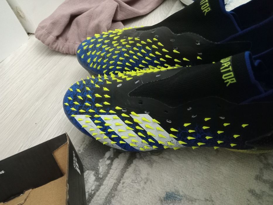 бутсы оригинал 36 р.