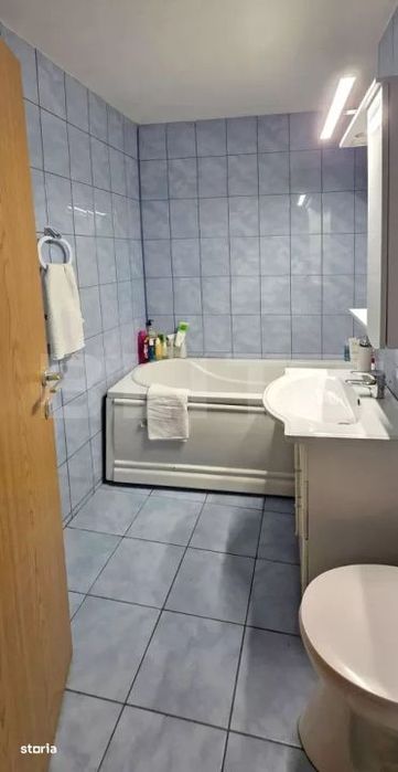 Apartament 3 camere, 87 mp, zona Gavana