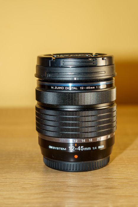 Obiectiv OM System 12-45mm F4 PRO
