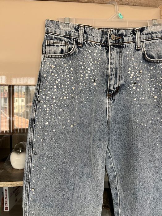 Дамски дънки с камъни