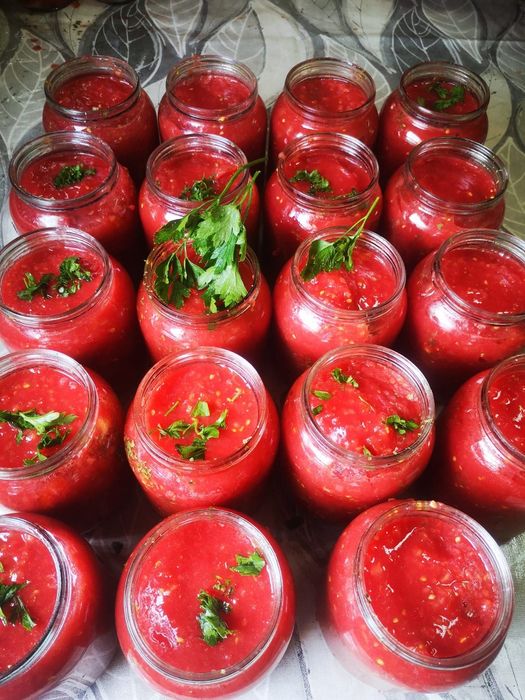 Зимнина ,буркани , белени домати