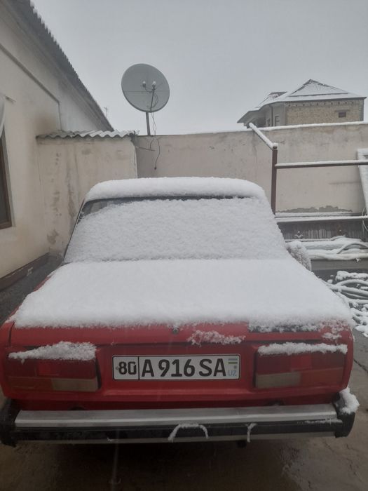 Avtomashina vaz 2105