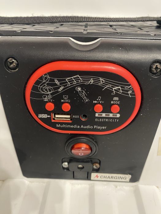 2 mașinuțe ride on electric