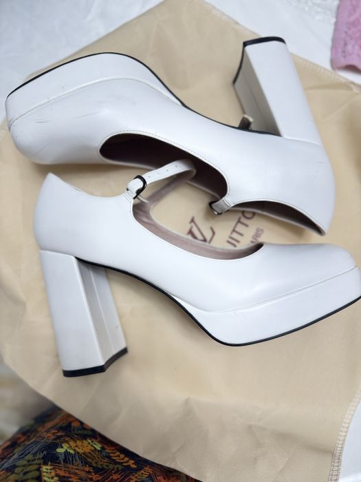 Арзан бағада,өте ыңғайлы туфли