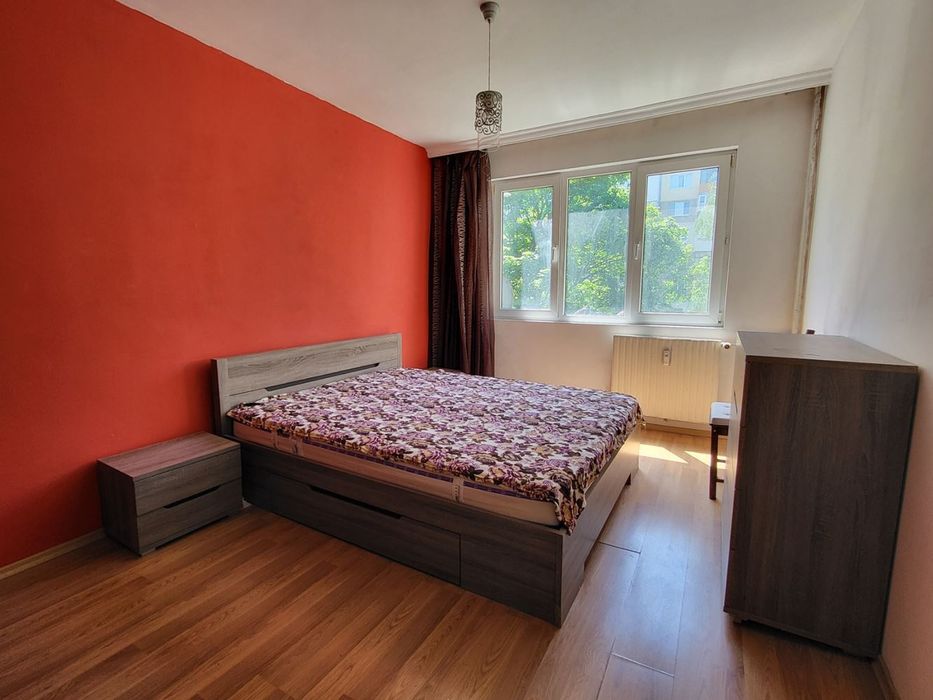 Продава се Двустаен апартамент в София, Люлин 6 - 65 кв.м за 2293 €/кв.м - Снимка #1