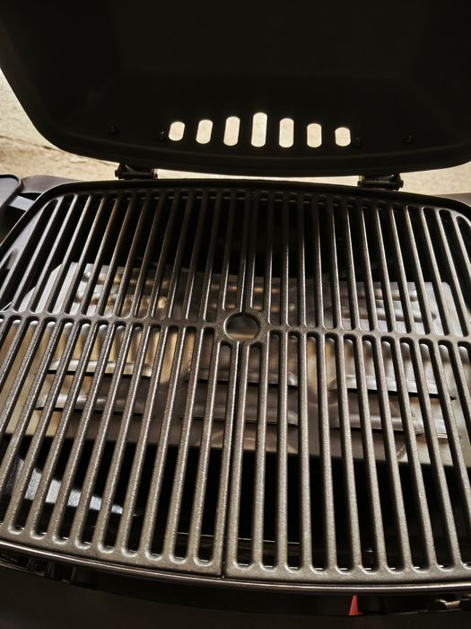 Газовый гриль и тележка