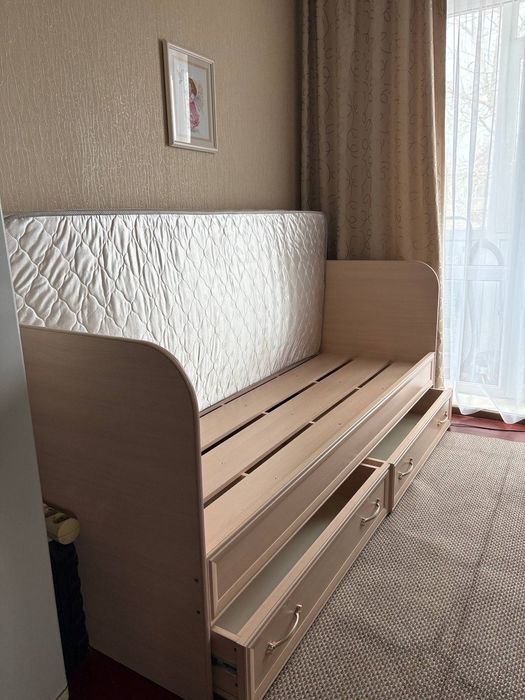 Продам кровать 200×80