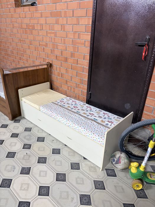 Продается детский кровати
