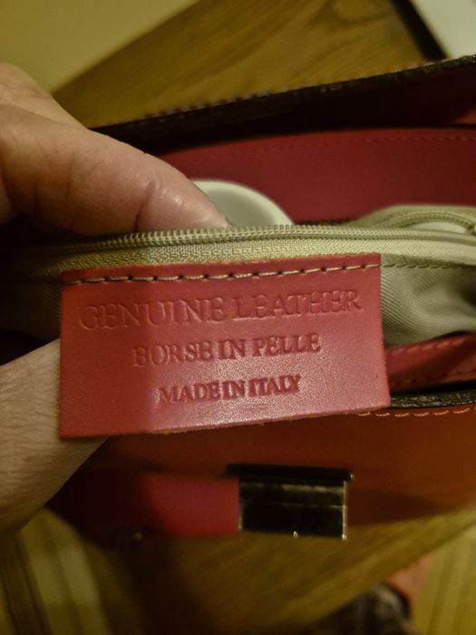 Geanta piele  rosie