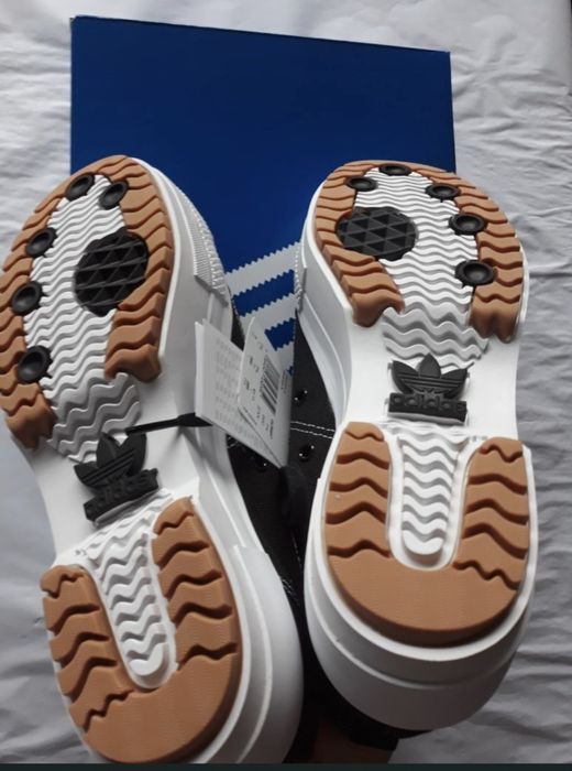 Adidas Nizza Trek nr 41⅓ originali