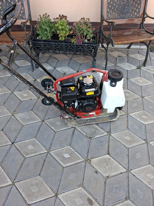 Placa Compactoare Mikasa 75 kg 2022