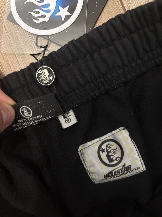 Pantaloni scurti hellstar