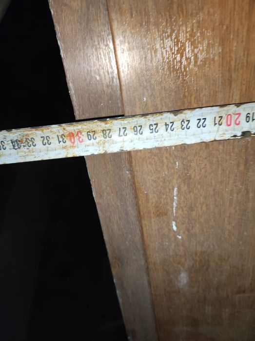 Продам пластиковую дверь